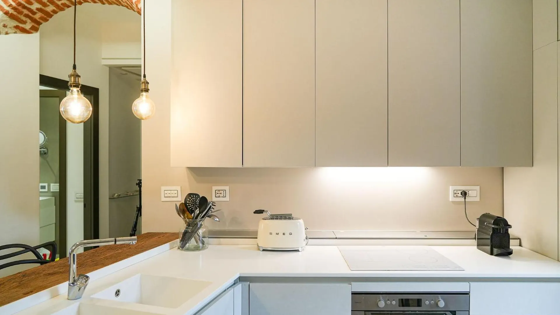 Porta Garibaldi Luxe Apartment Milan