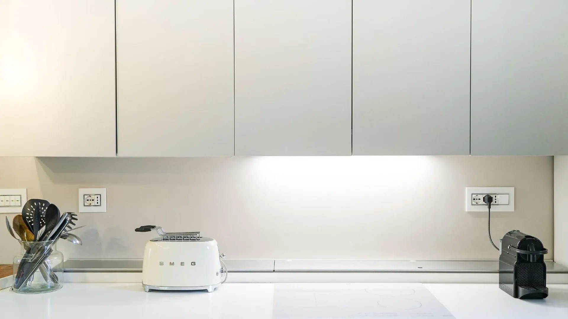 Porta Garibaldi Luxe Apartment Milan Italy