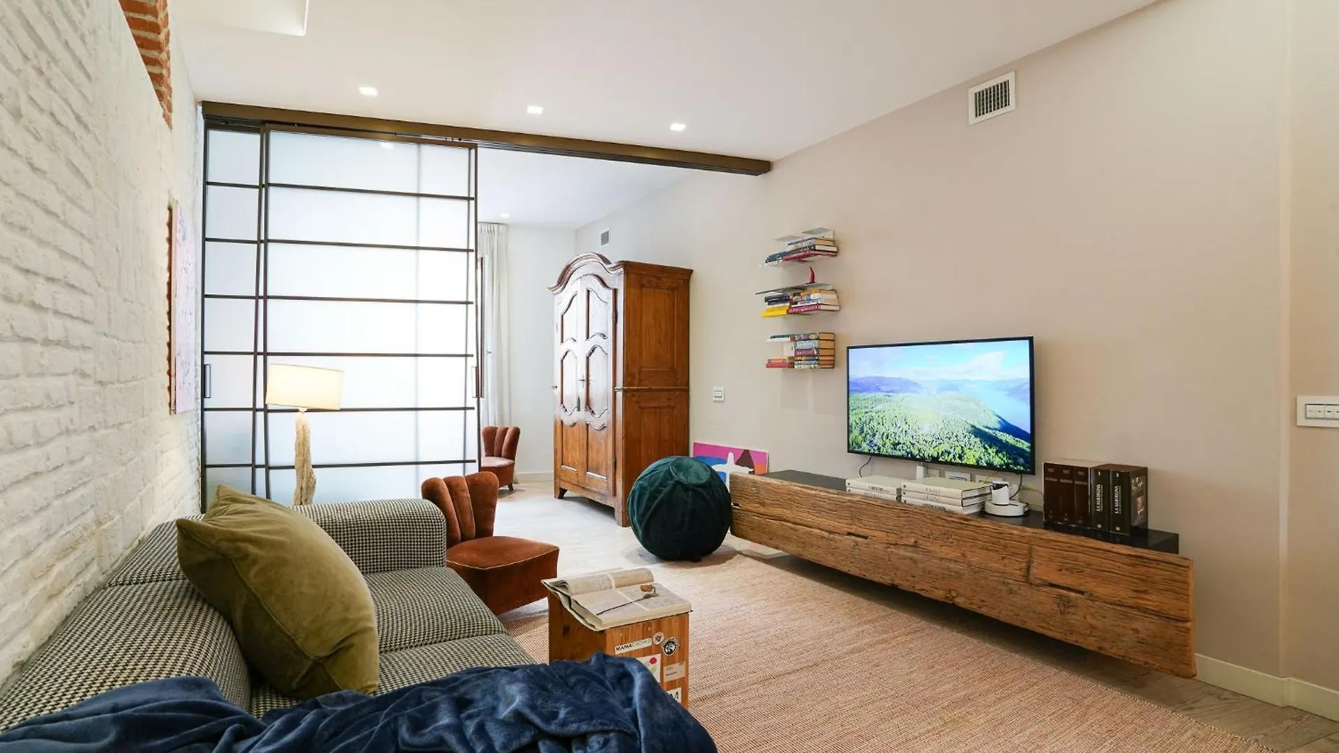 Porta Garibaldi Luxe Apartment Milan
